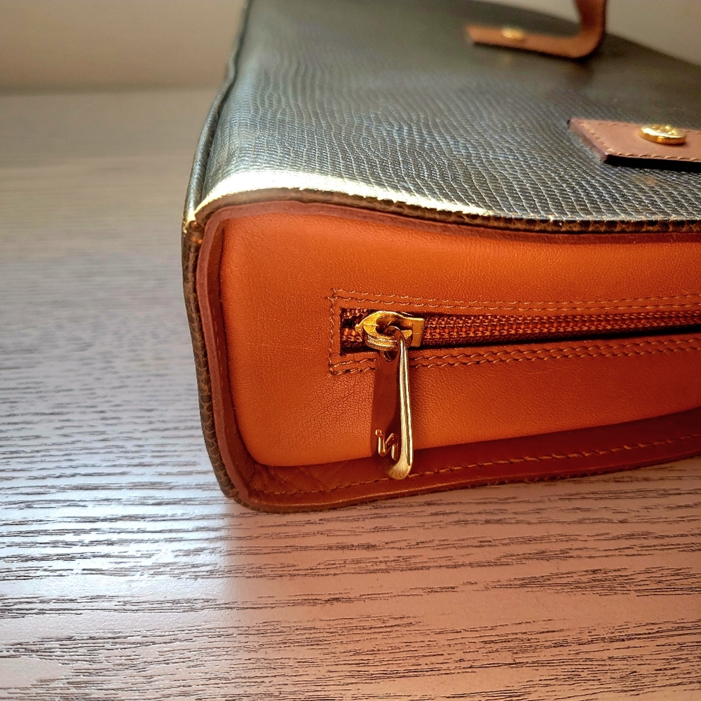 Authentic Nina Ricci Handbag - Picture 14 of 14